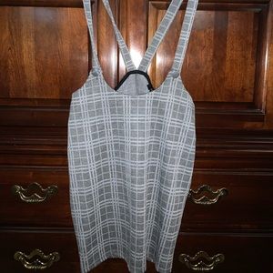 Skirt with suspenders